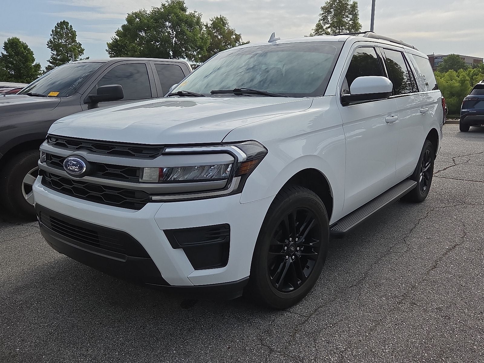2024 Ford Expedition XLT