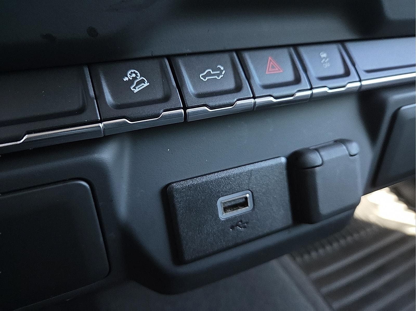 2020 Chevrolet Silverado 1500 Custom Trail Boss