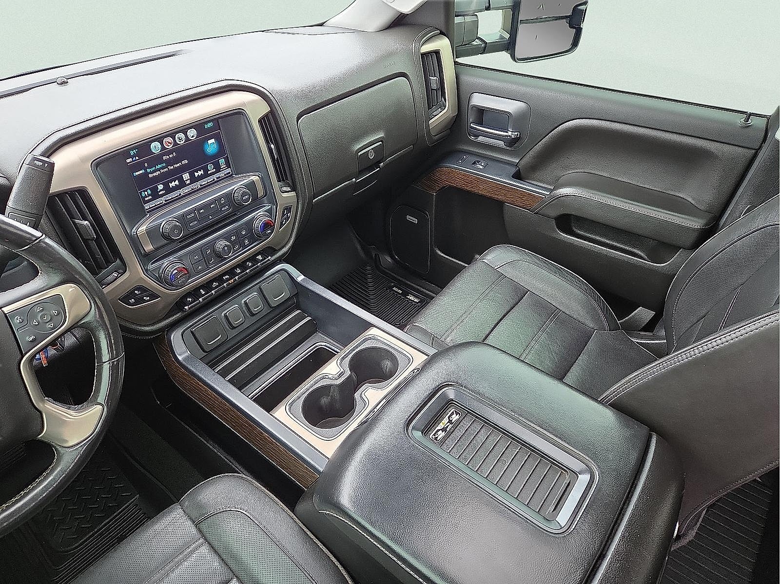 2018 GMC Sierra 2500HD Denali