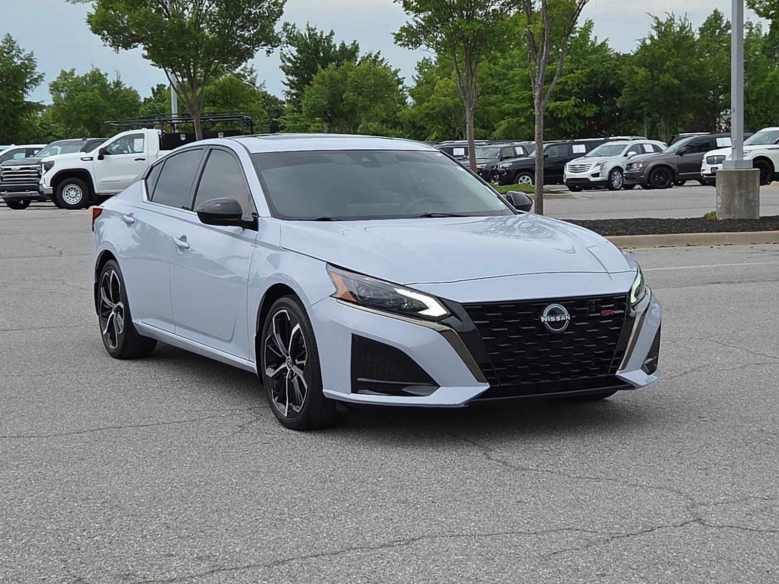 2023 Nissan Altima 2.5 SR
