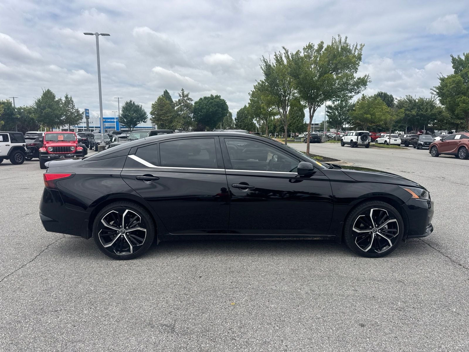 2025 Nissan Altima 2.5 SR