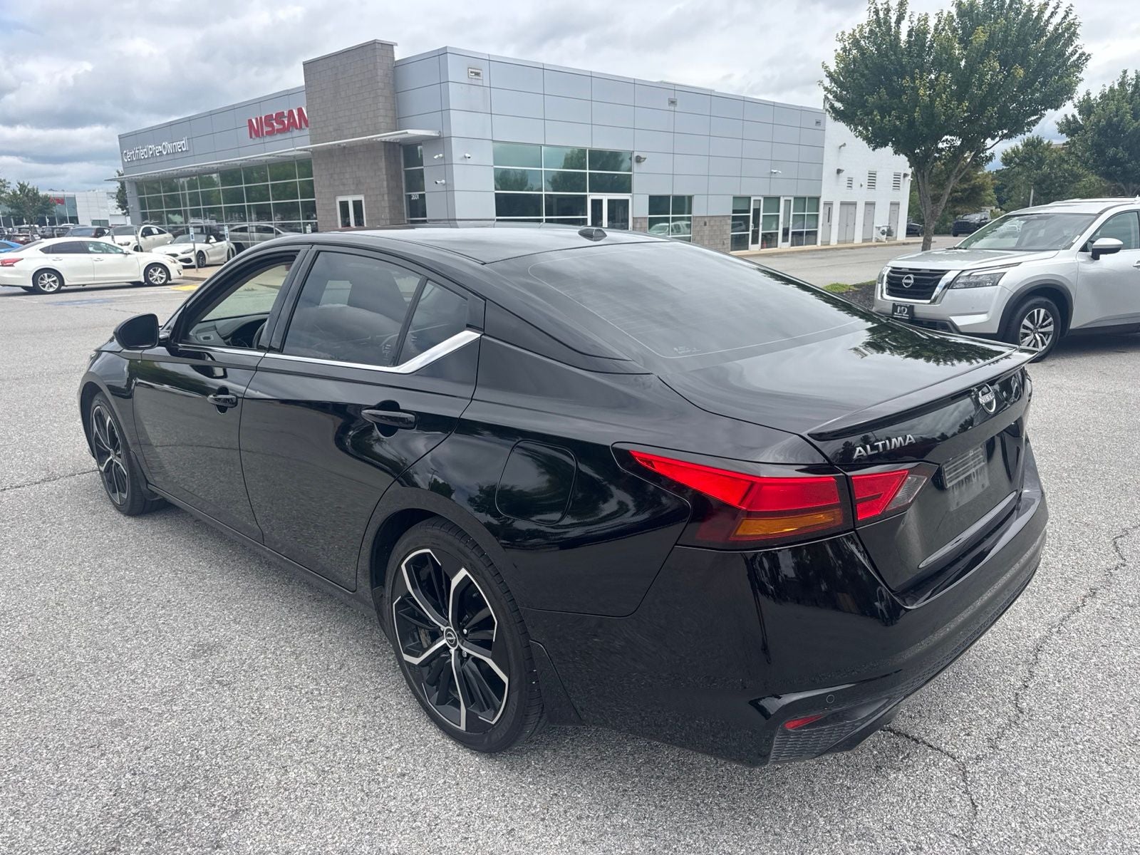 2025 Nissan Altima 2.5 SR