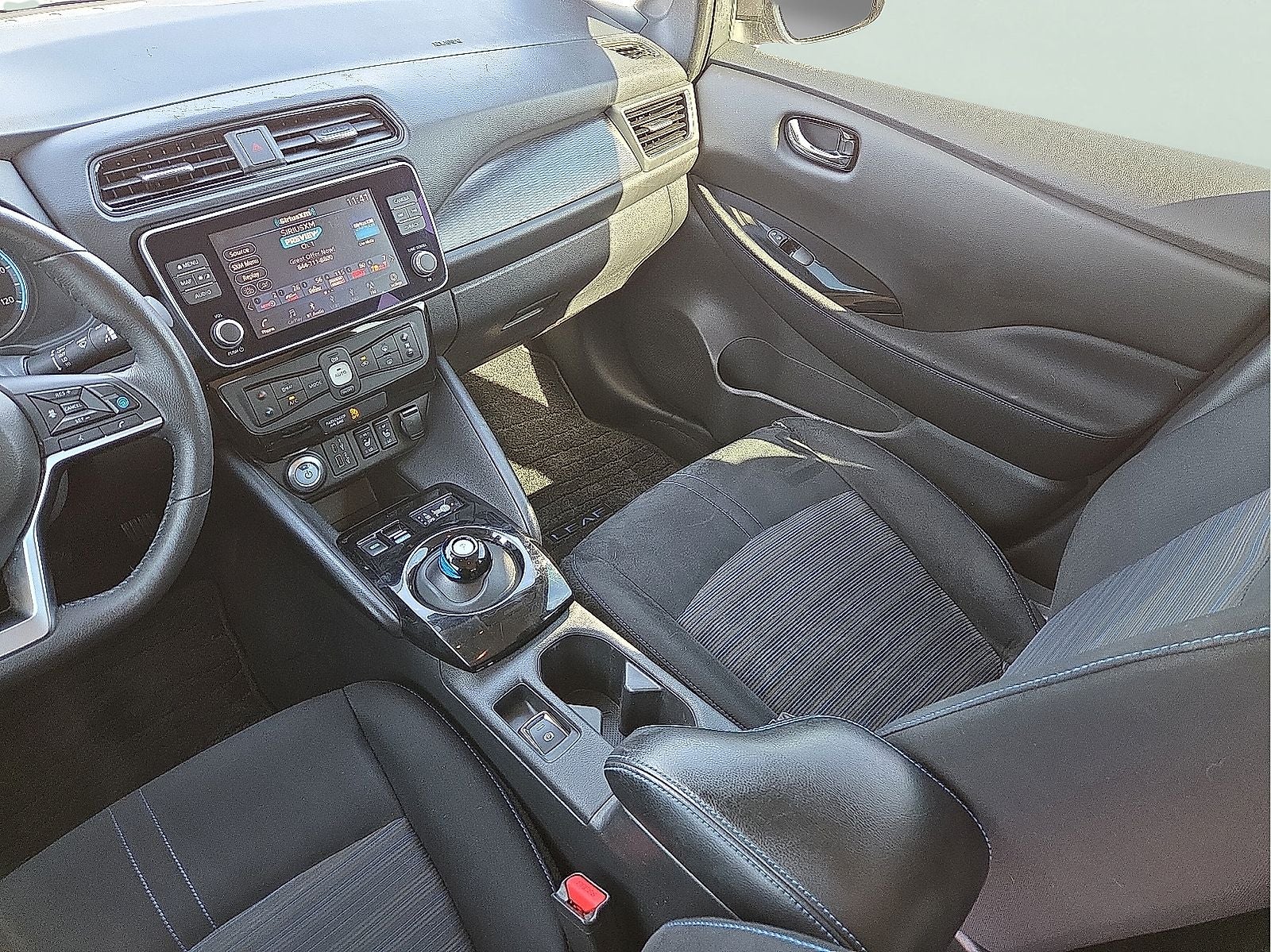 2022 Nissan Leaf SV Plus