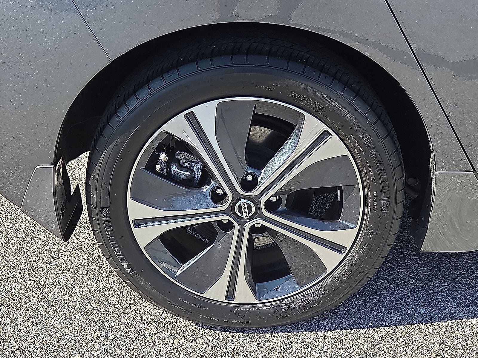 2022 Nissan Leaf SV Plus