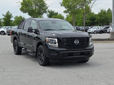 2023 Nissan Titan SV