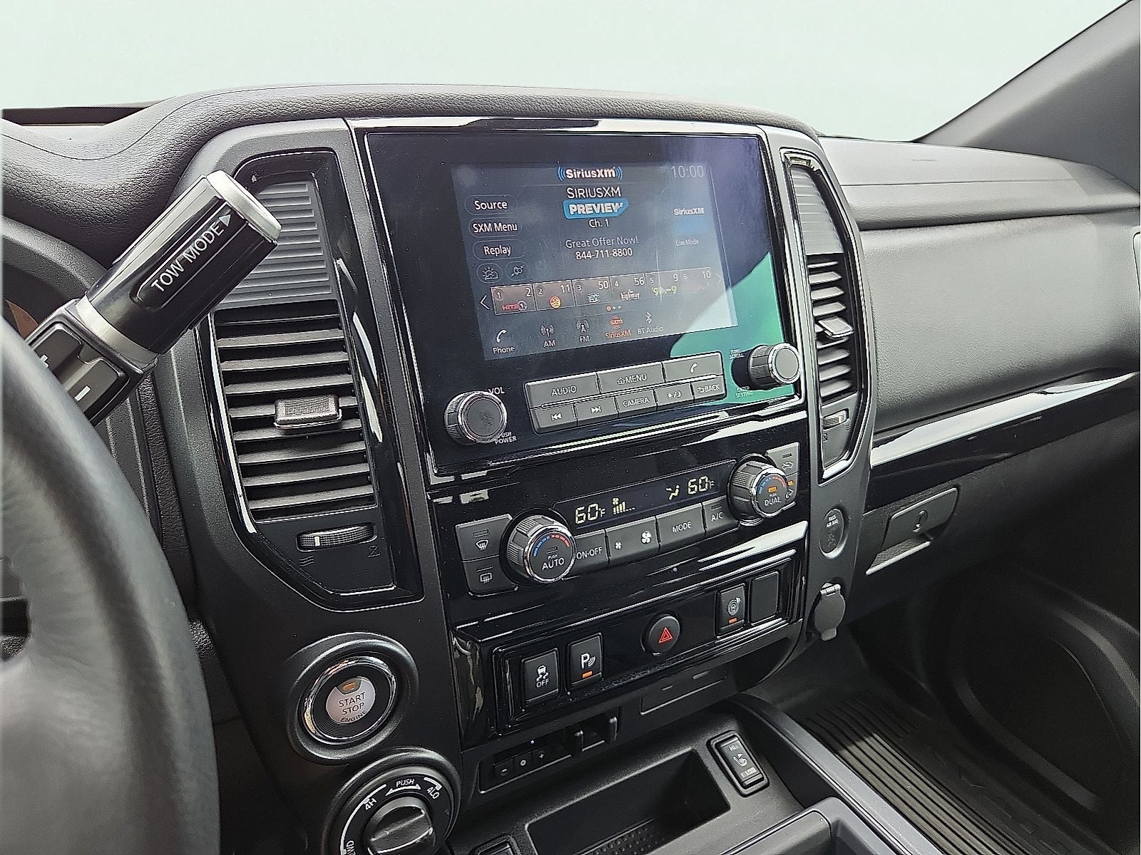 2023 Nissan Titan SV