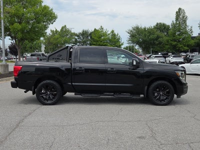 2023 Nissan Titan SV