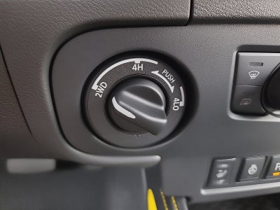 2027 Nissan Frontier Crew Cab SV
