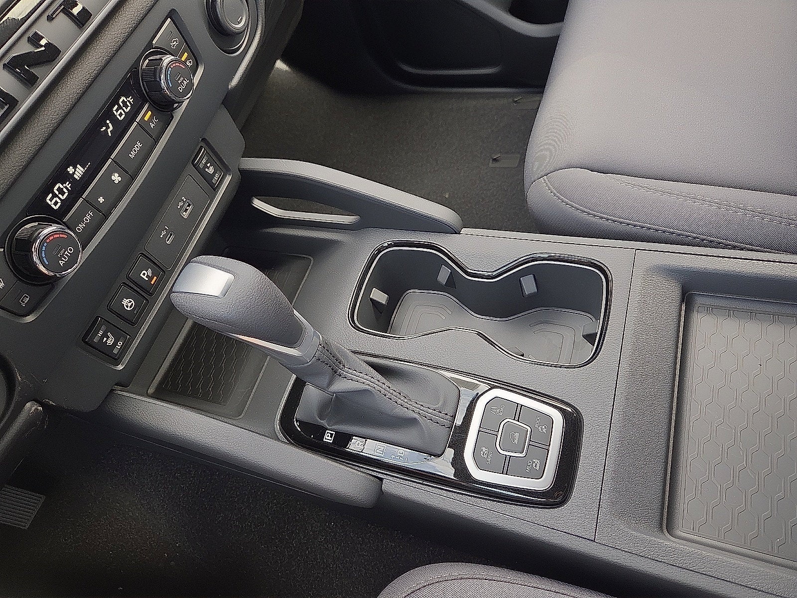 2027 Nissan Frontier Crew Cab SV