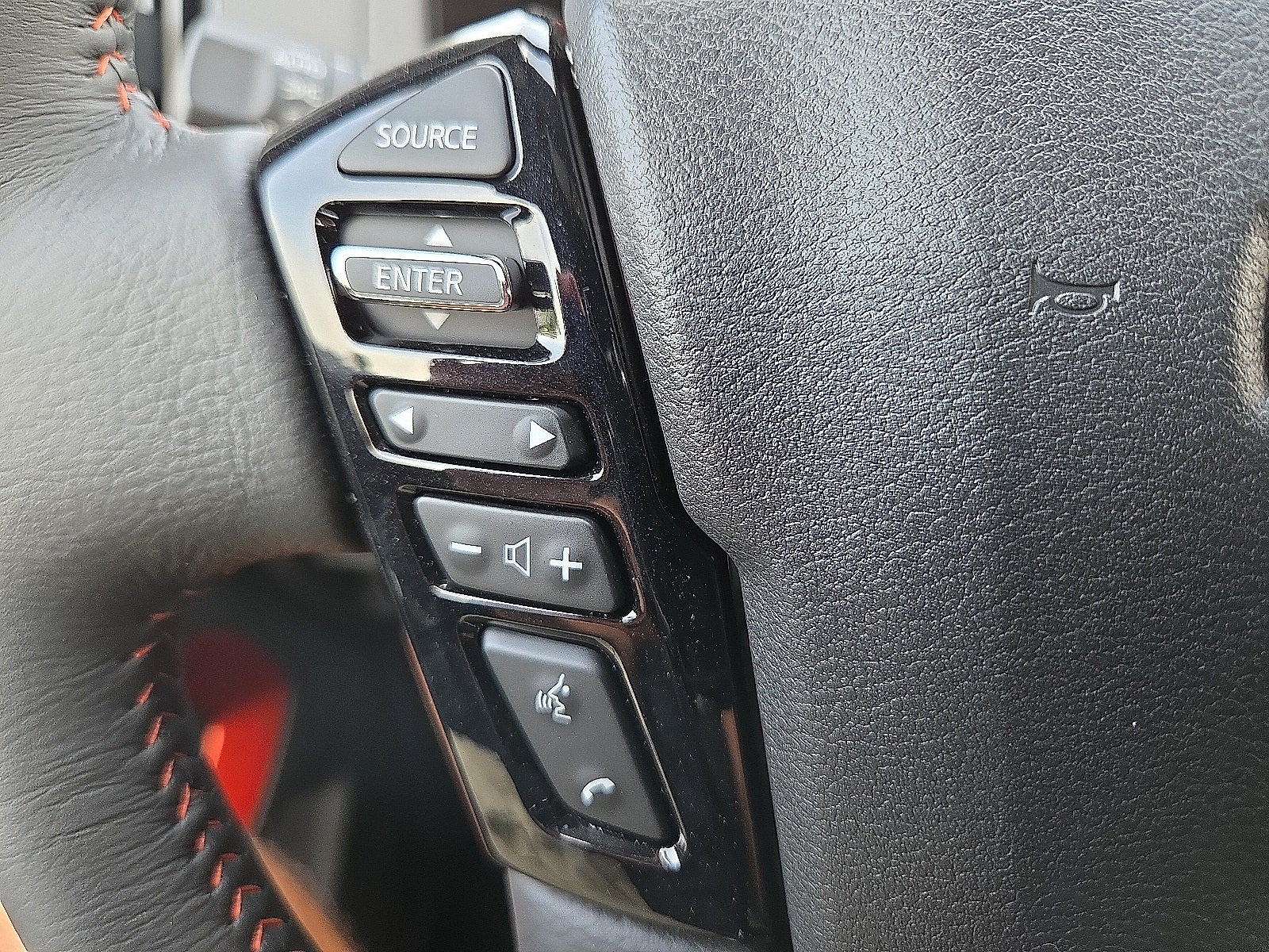 2025 Nissan Frontier Crew Cab PRO-4X®