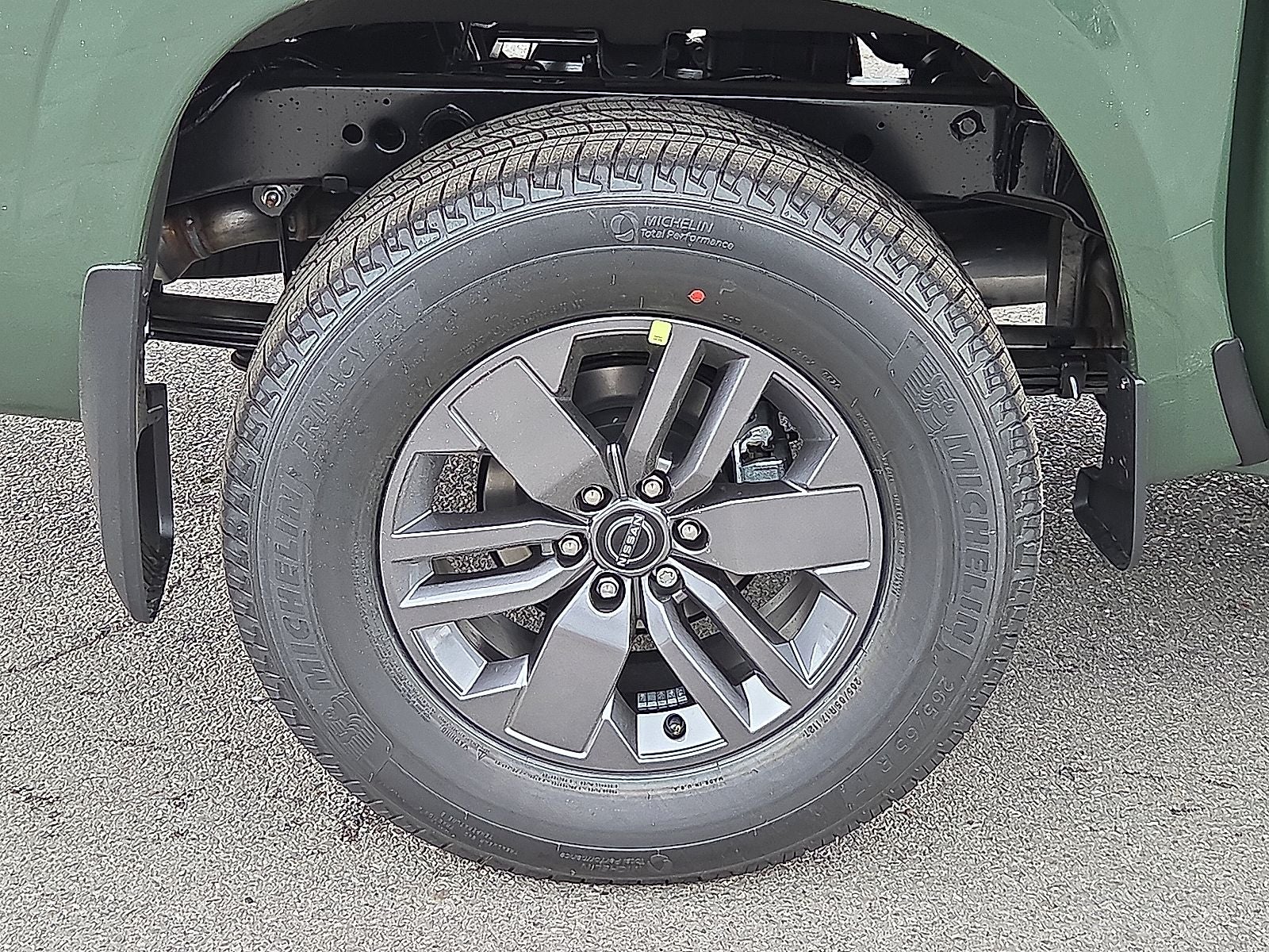 2026 Nissan Frontier Crew Cab SV