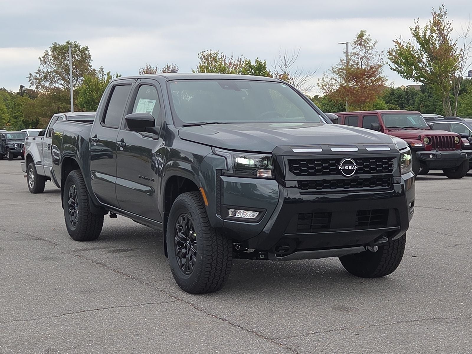 2027 Nissan Frontier SV