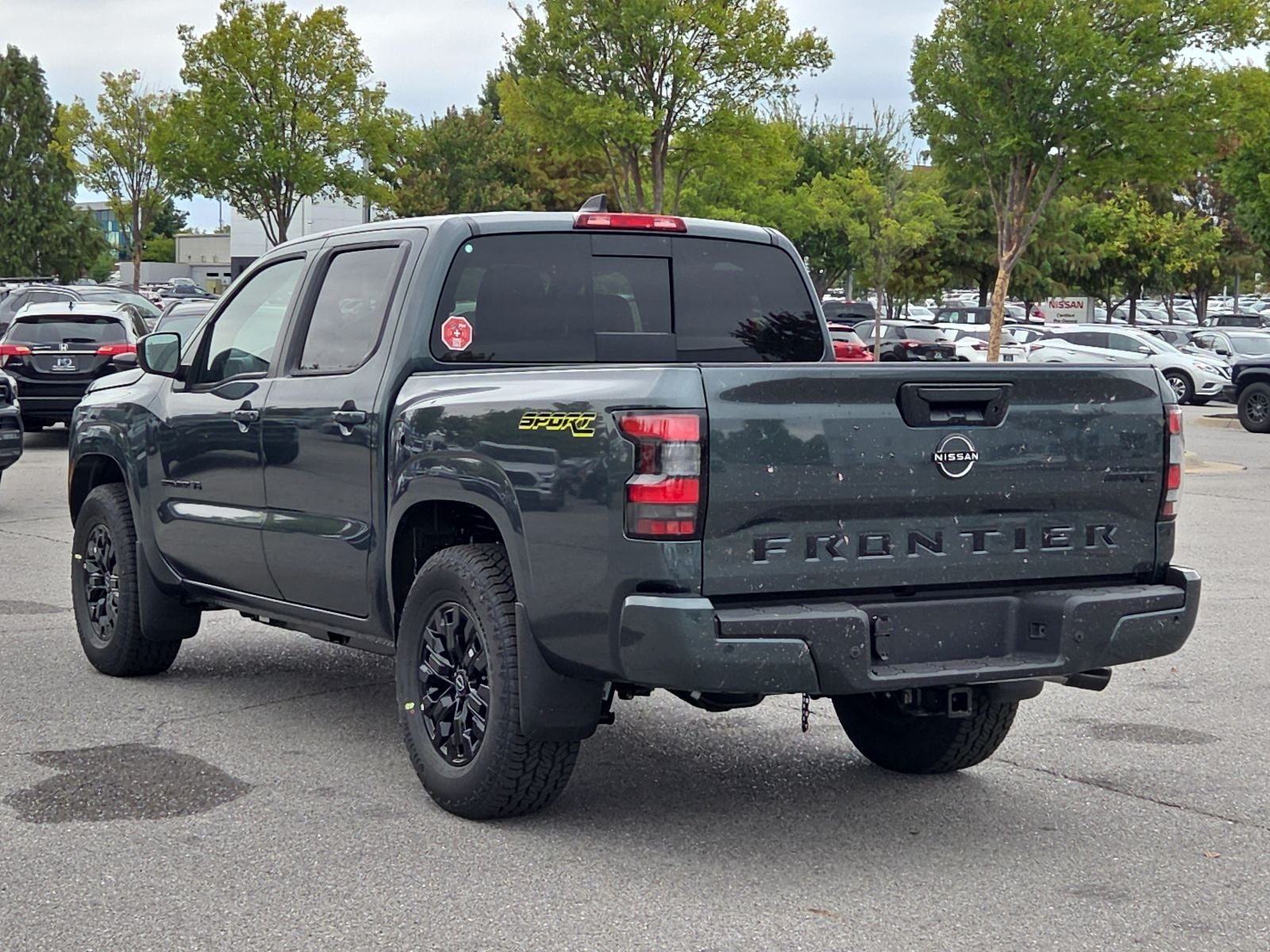 2027 Nissan Frontier SV
