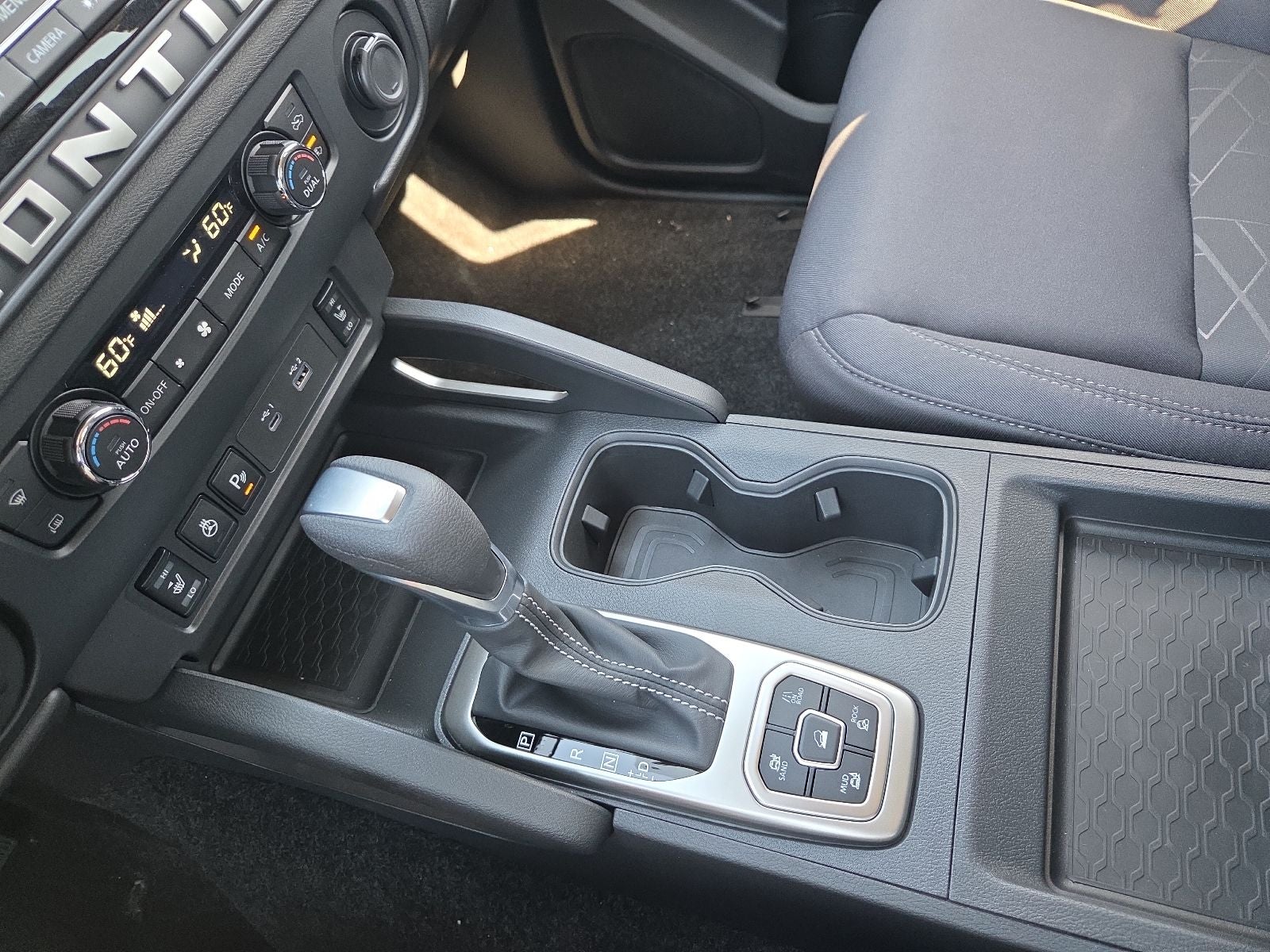 2027 Nissan Frontier SV