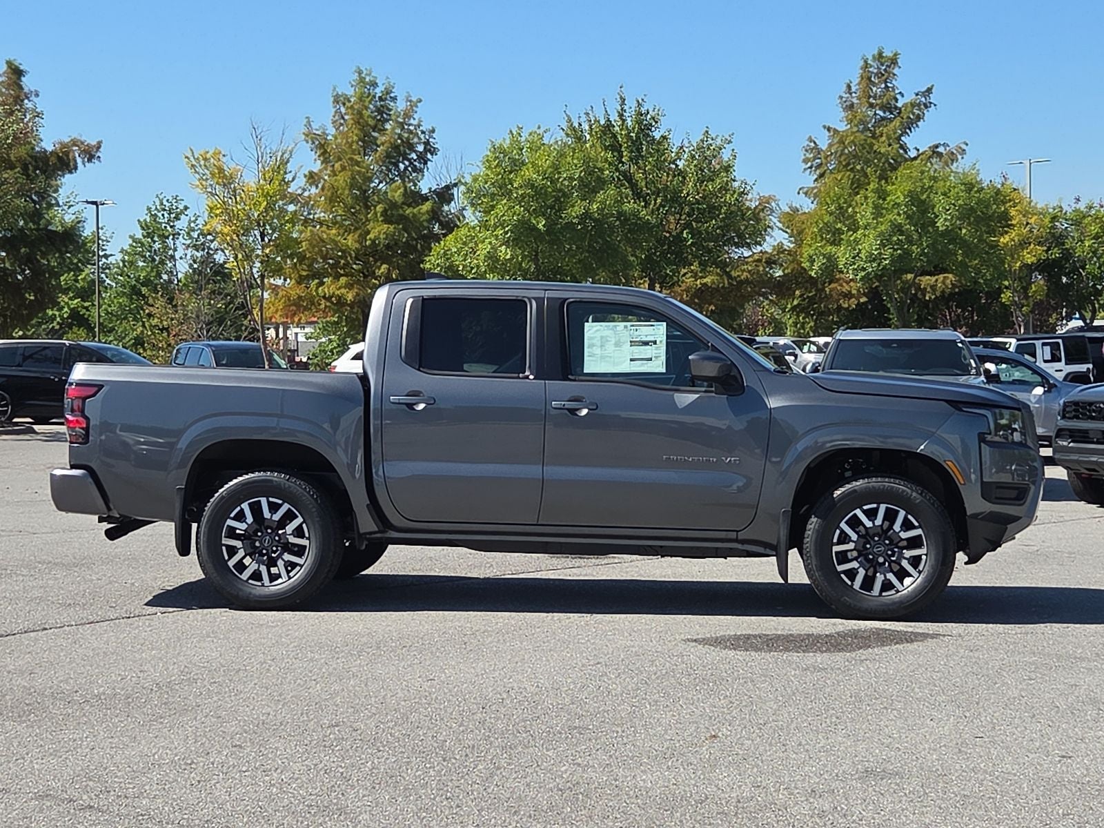 2027 Nissan Frontier SV