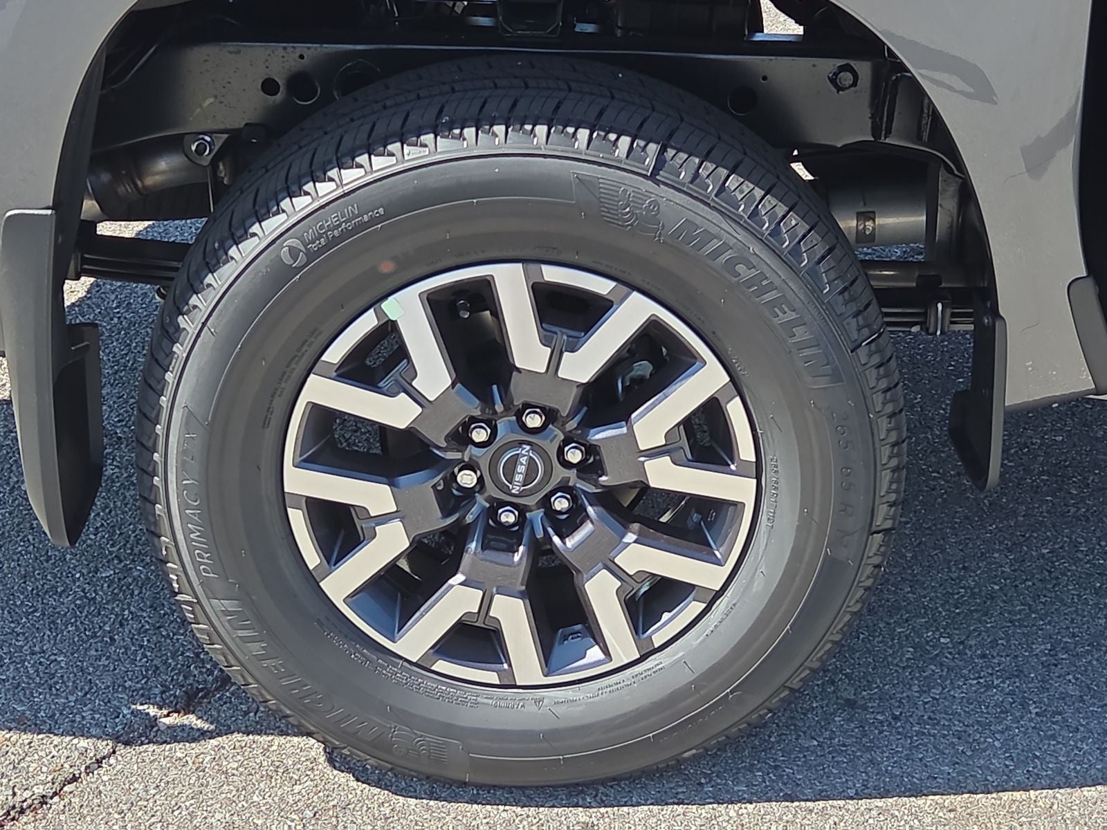2027 Nissan Frontier SV