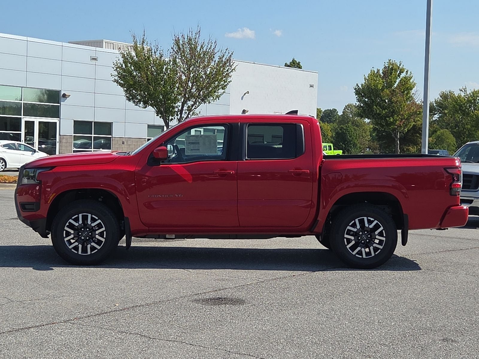 2027 Nissan Frontier Crew Cab SV