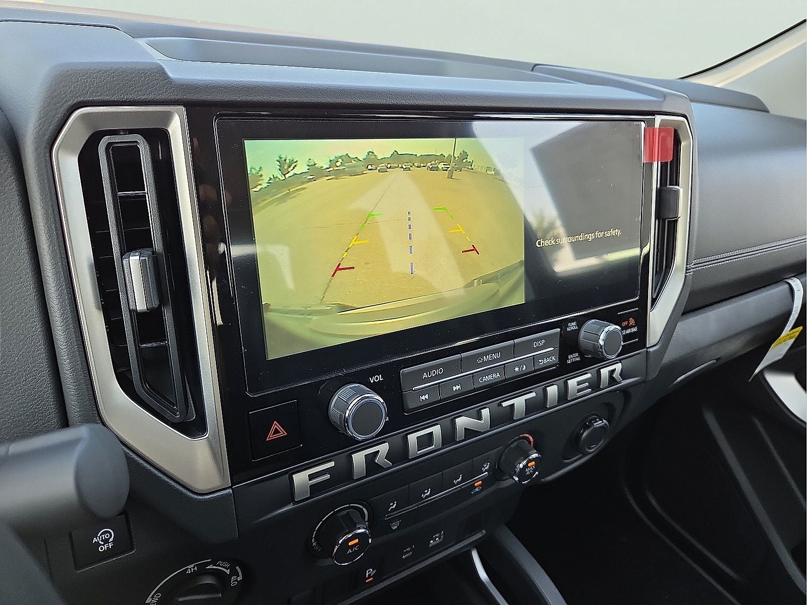 2026 Nissan Frontier Crew Cab SV