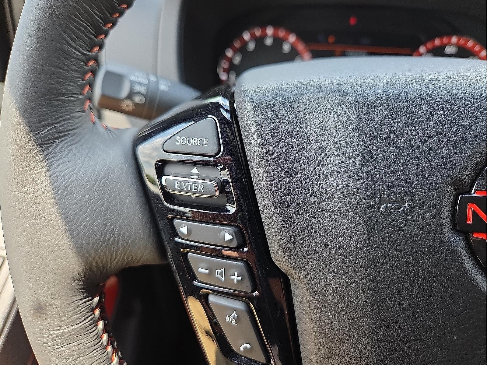 2025 Nissan Frontier Crew Cab PRO-4X® Long Bed