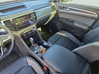 2023 Volkswagen Atlas Cross Sport 3.6L V6 SEL Premium R-Line