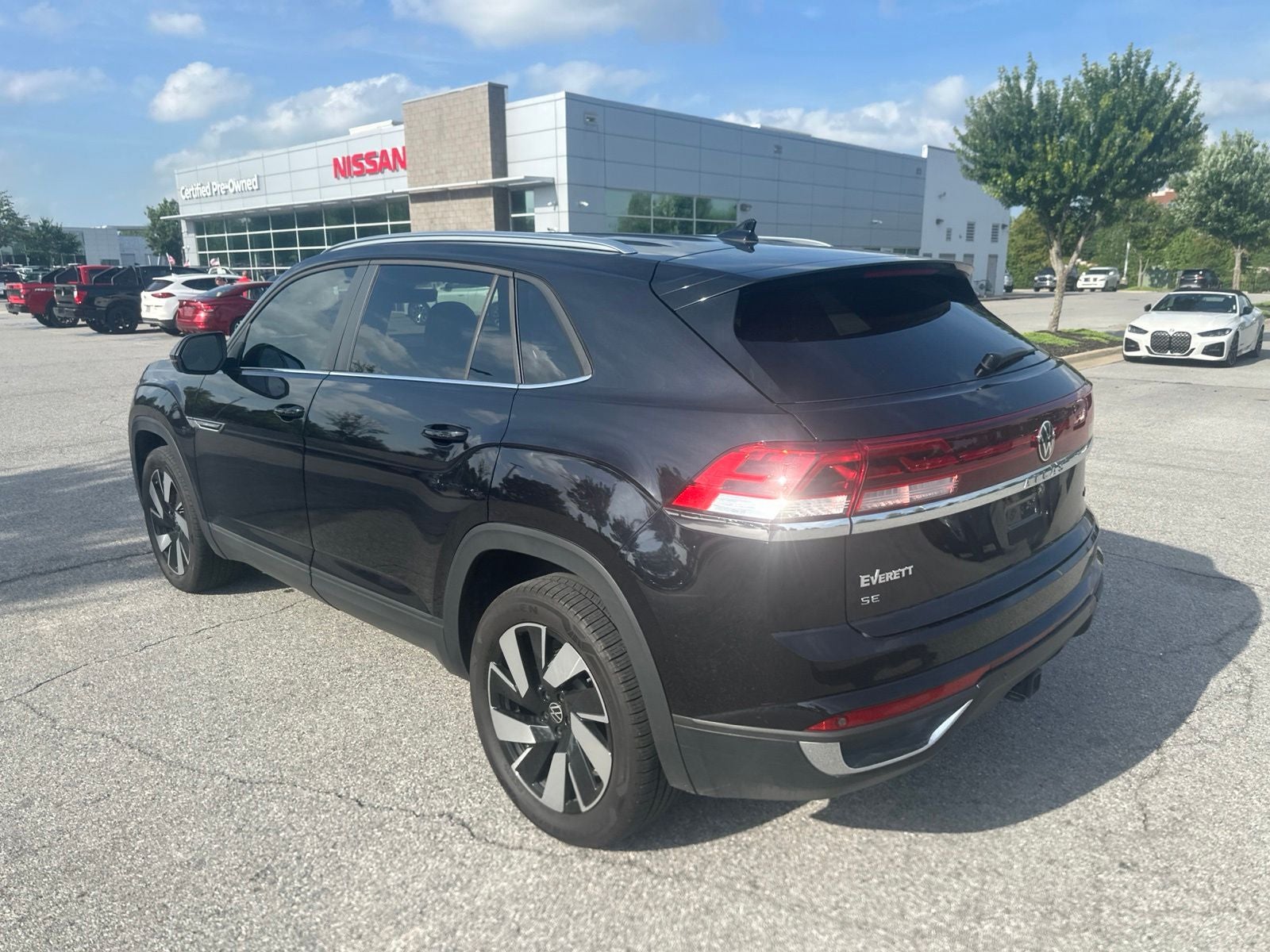 2024 Volkswagen Atlas Cross Sport 2.0T SE w/Technology