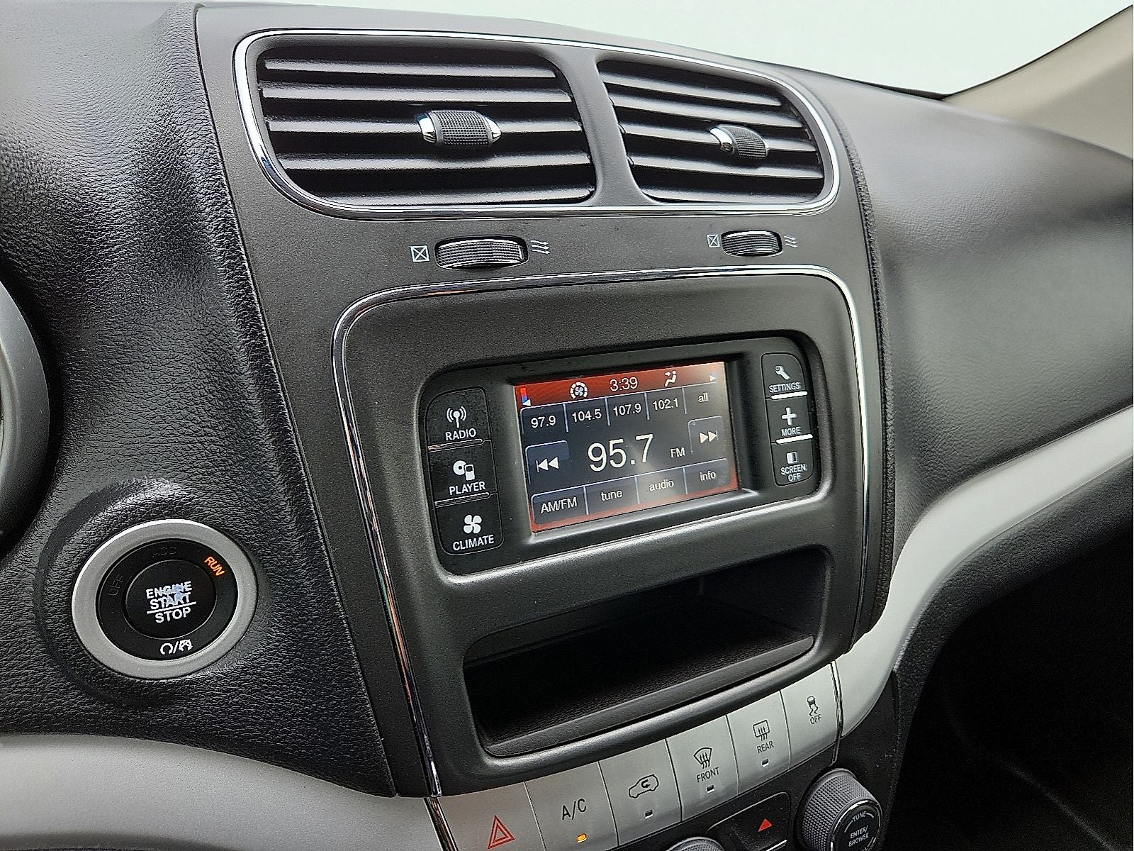 2020 Dodge Journey SE