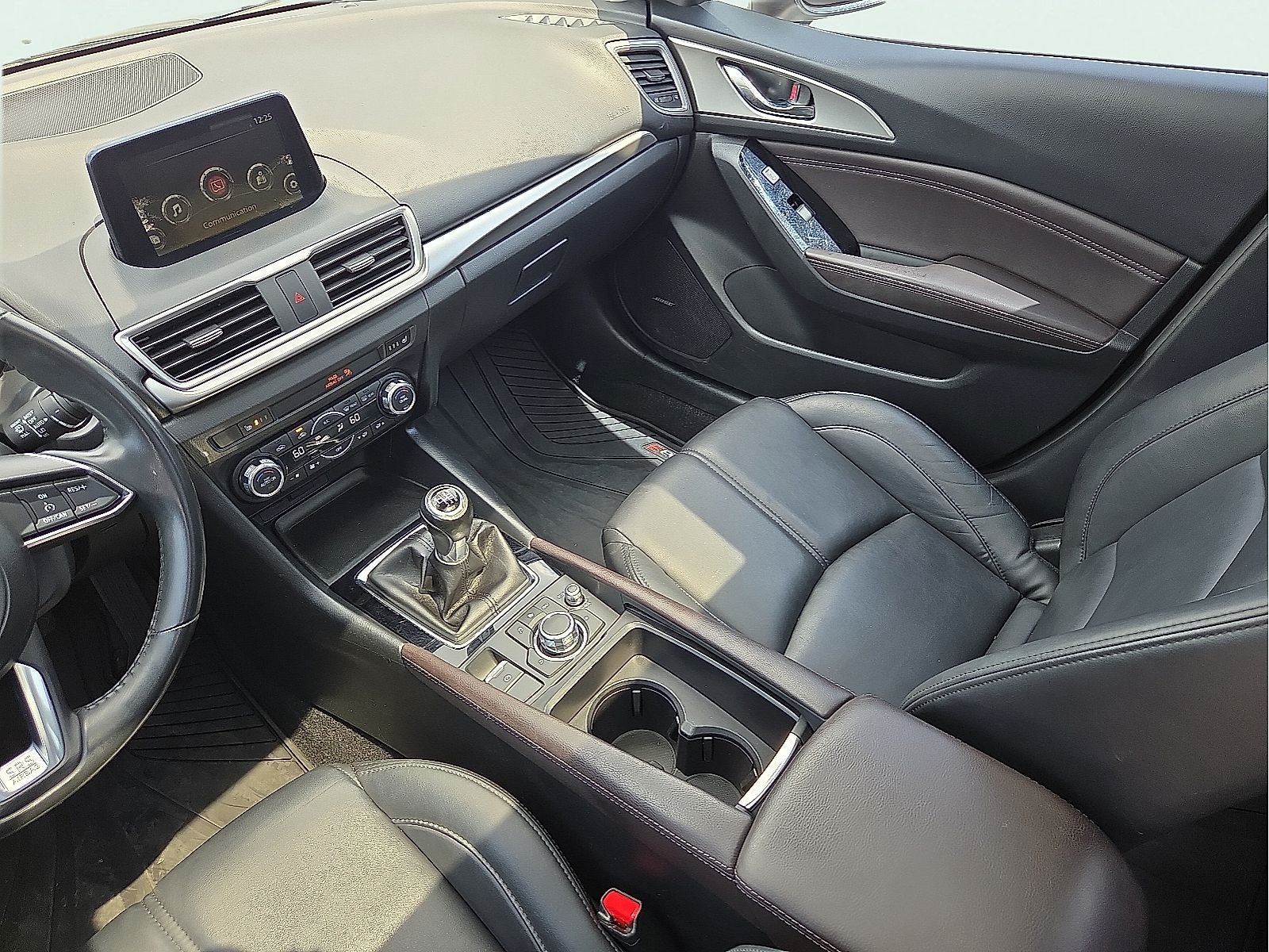 2018 Mazda Mazda3 Touring