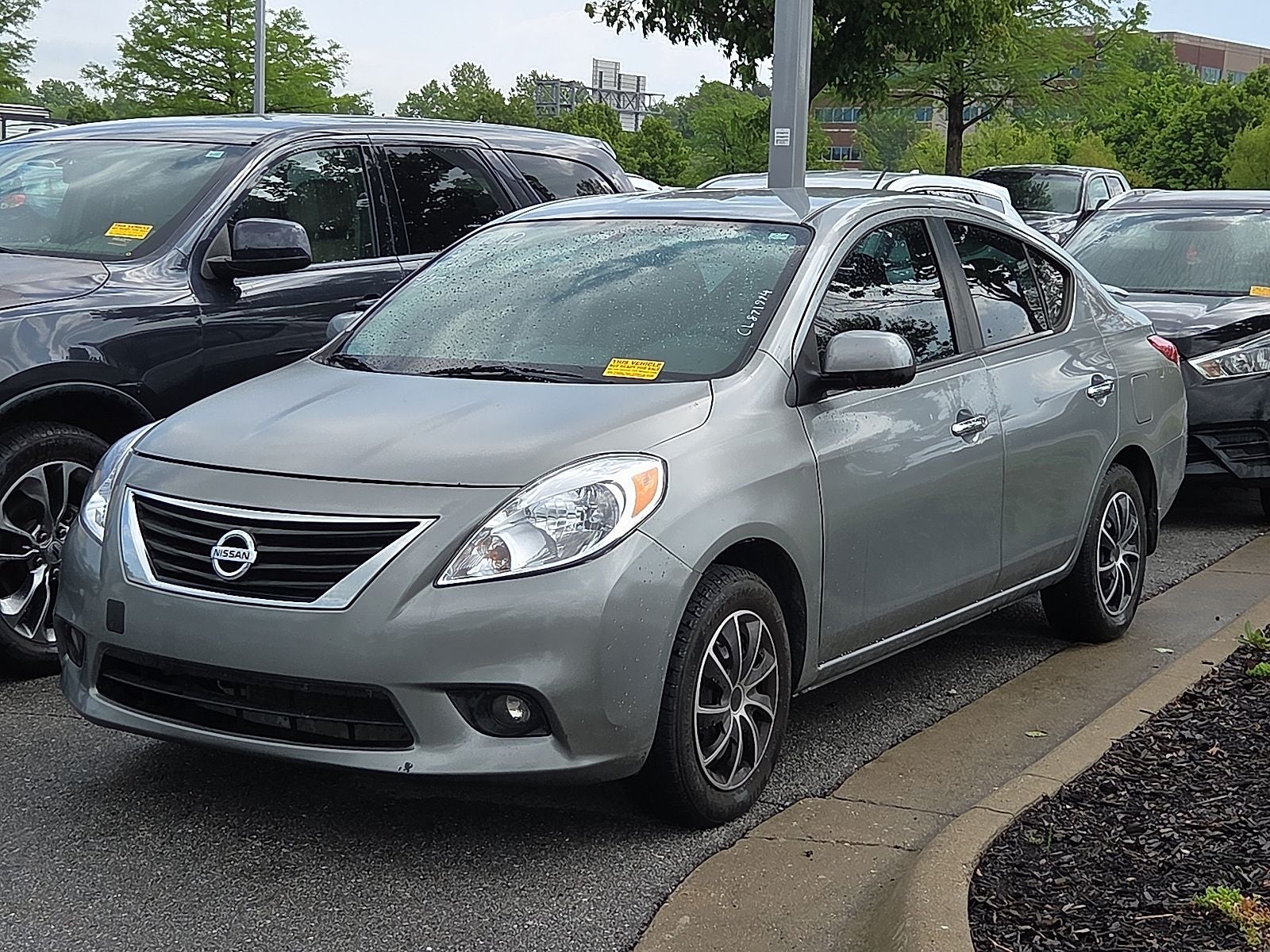 2012 Nissan Versa 1.6 SV