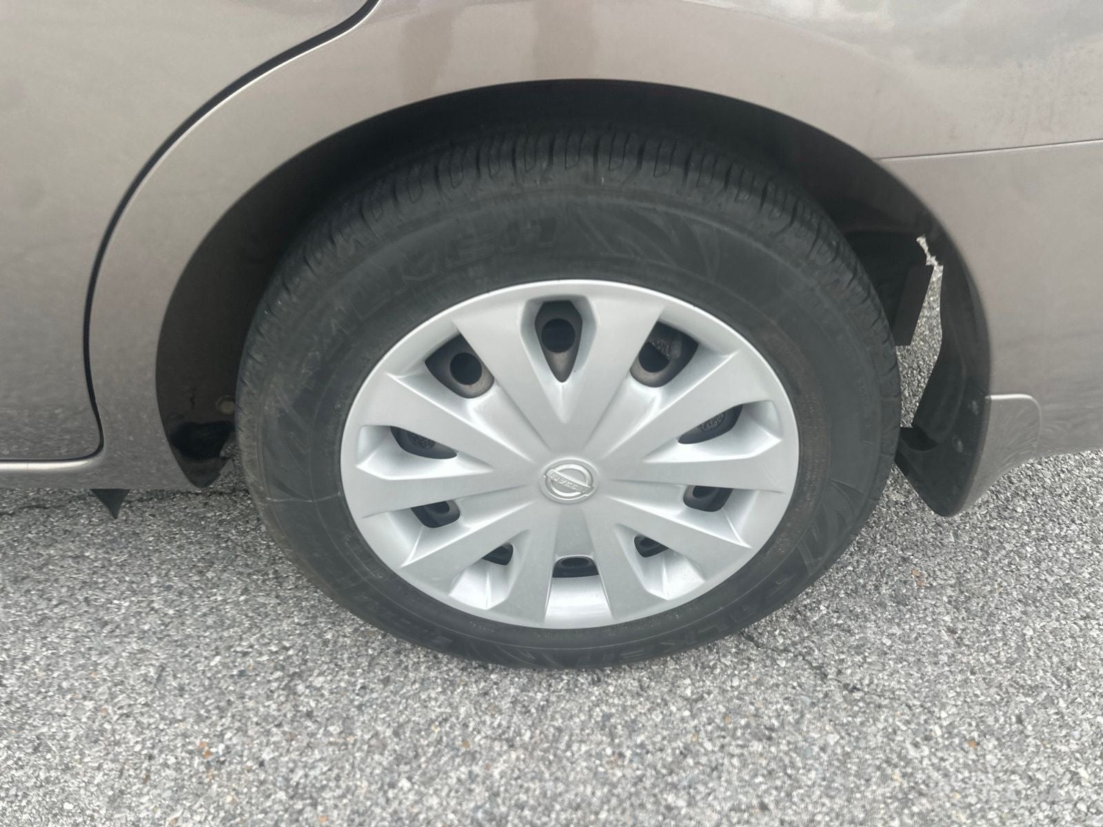 2017 Nissan Versa 1.6 SV