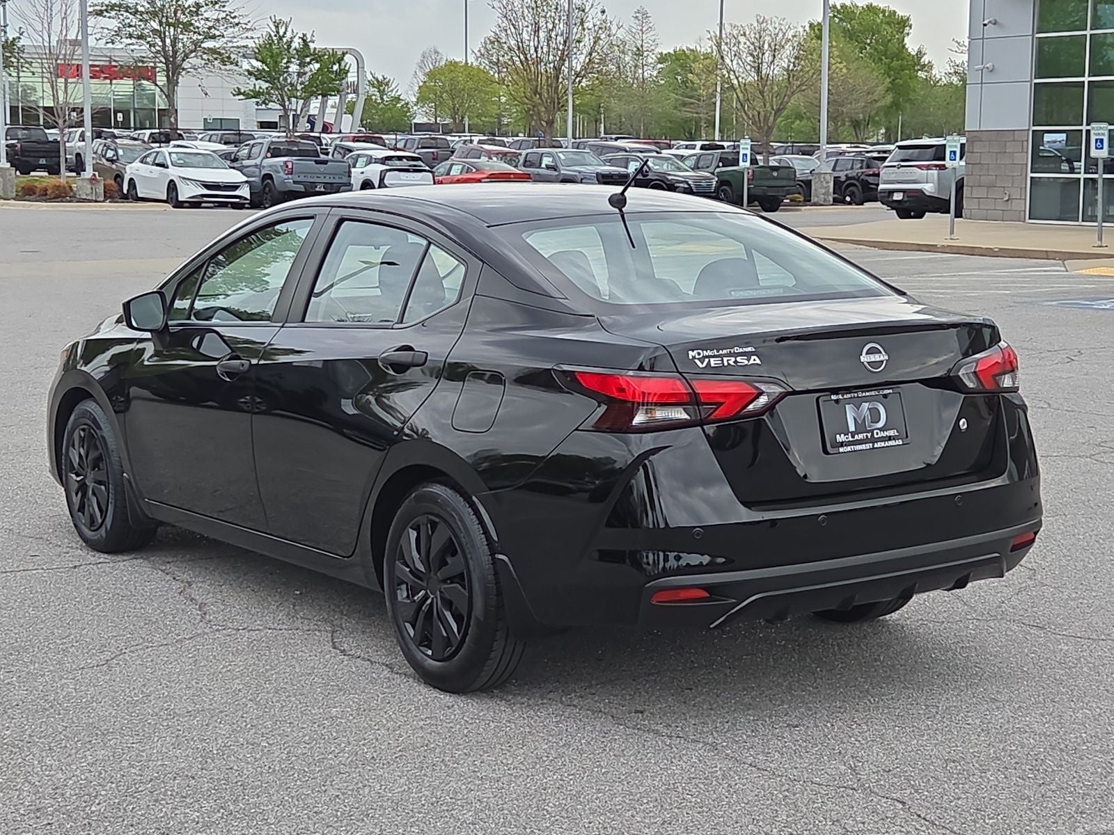 2024 Nissan Versa 1.6 S