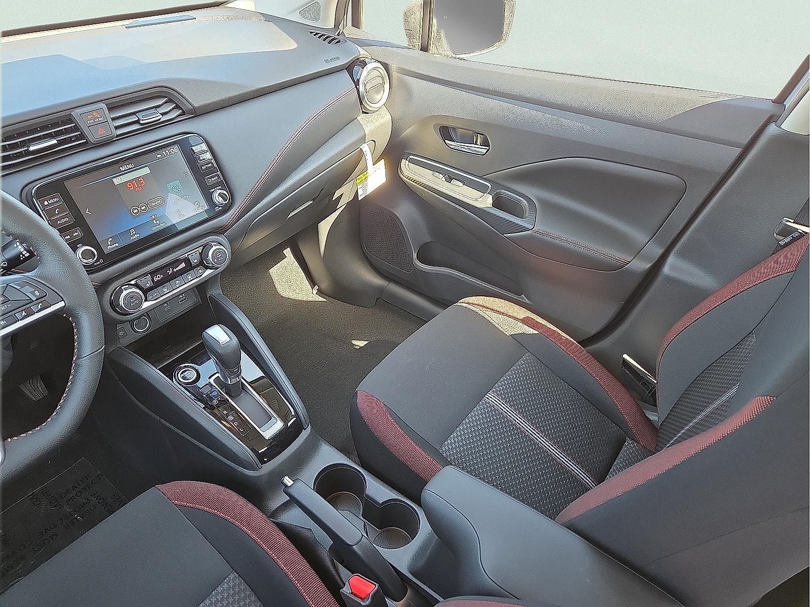 2025 Nissan Versa SR