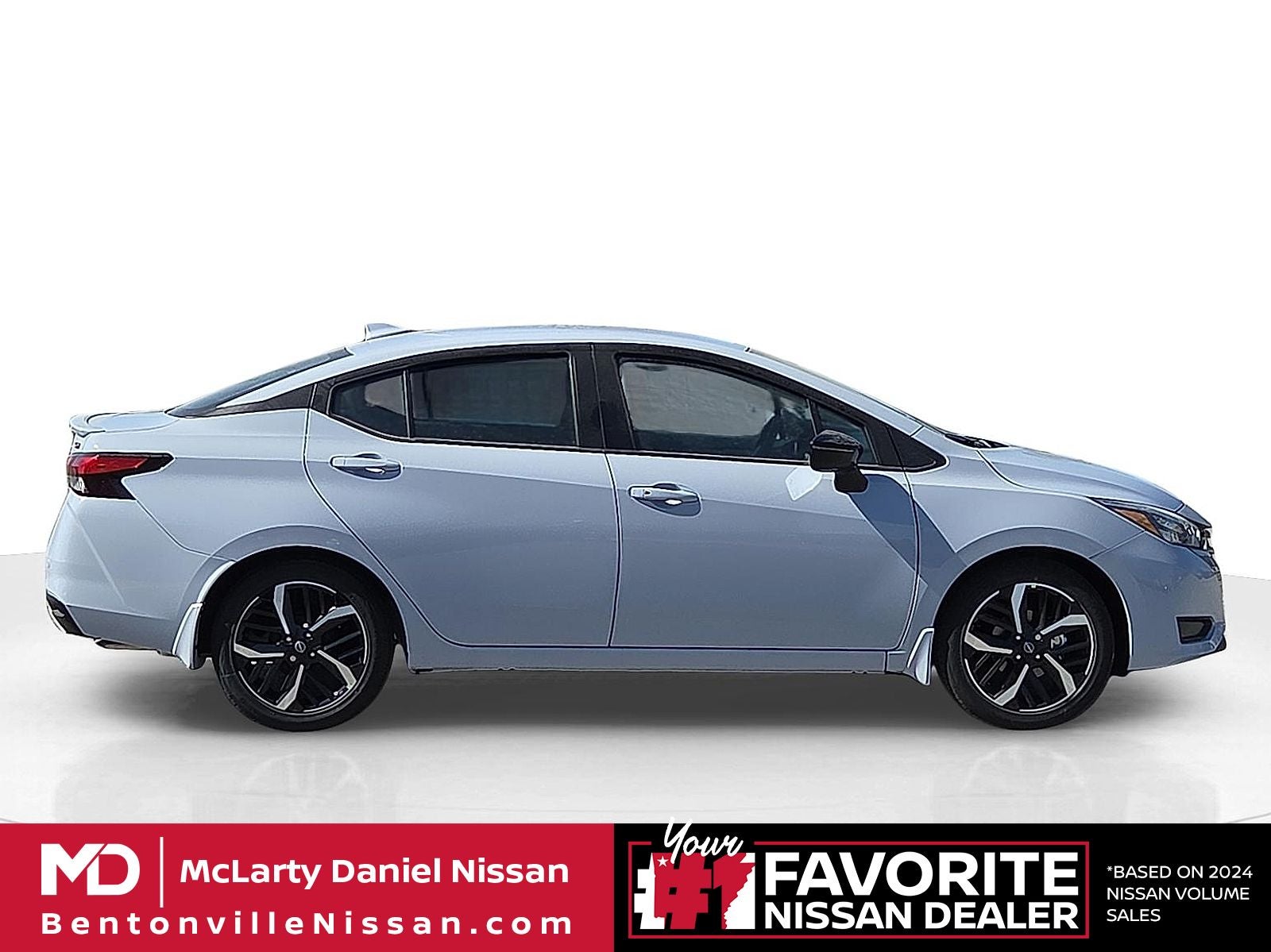 2025 Nissan Versa SR