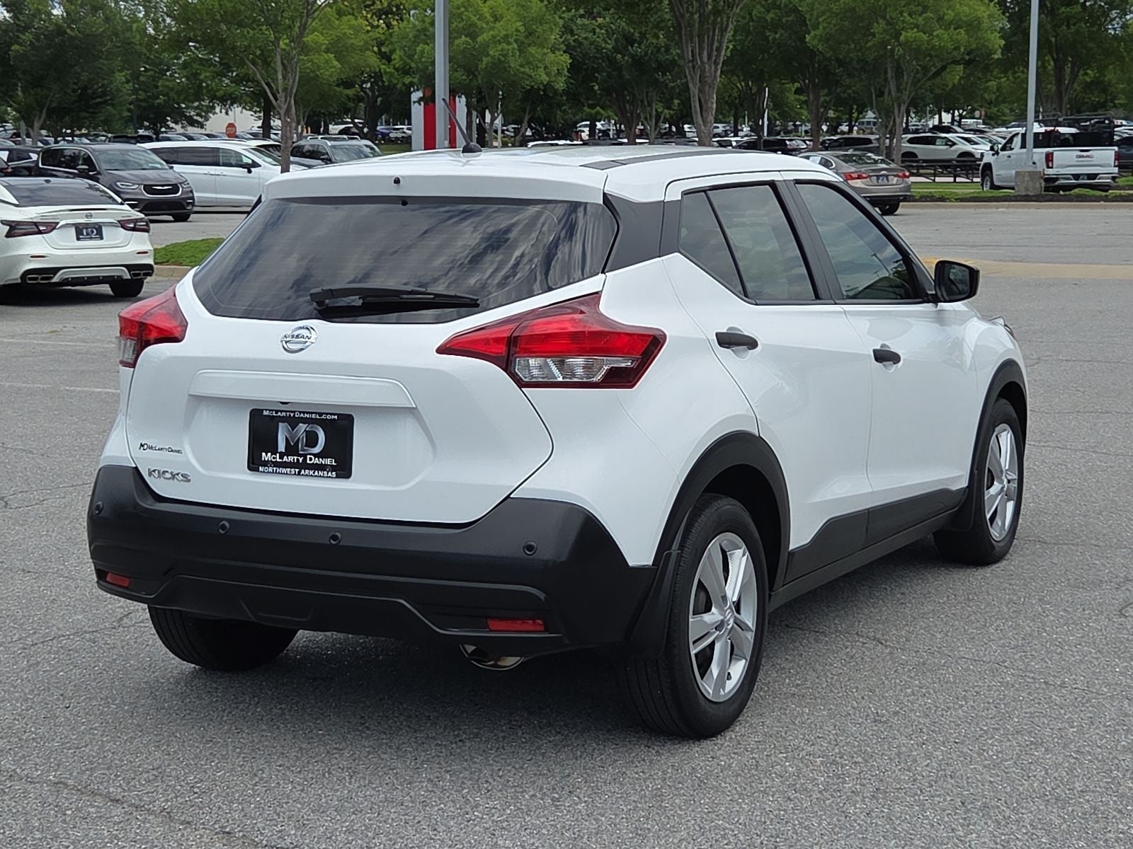 2020 Nissan Kicks S