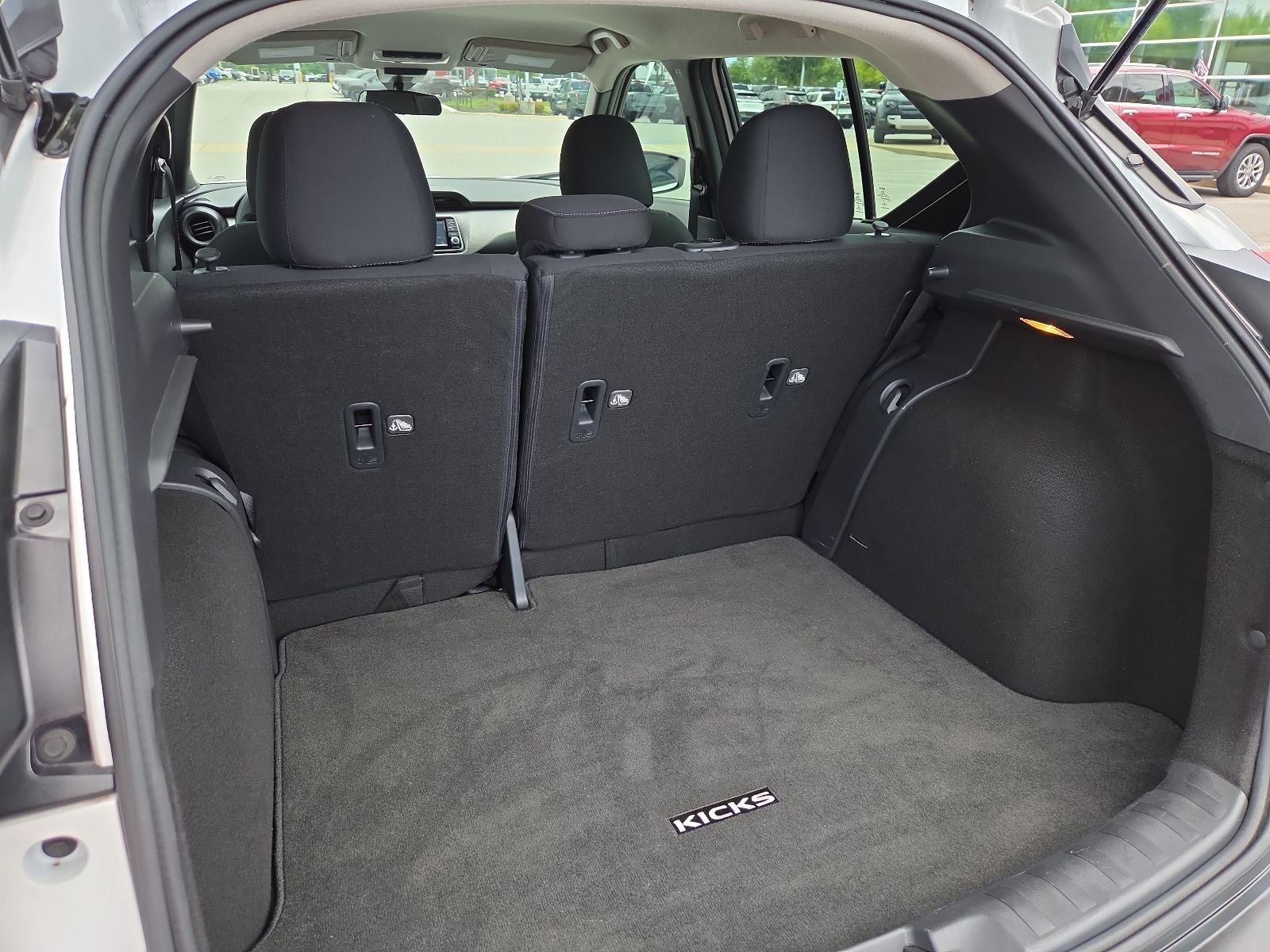 2020 Nissan Kicks S