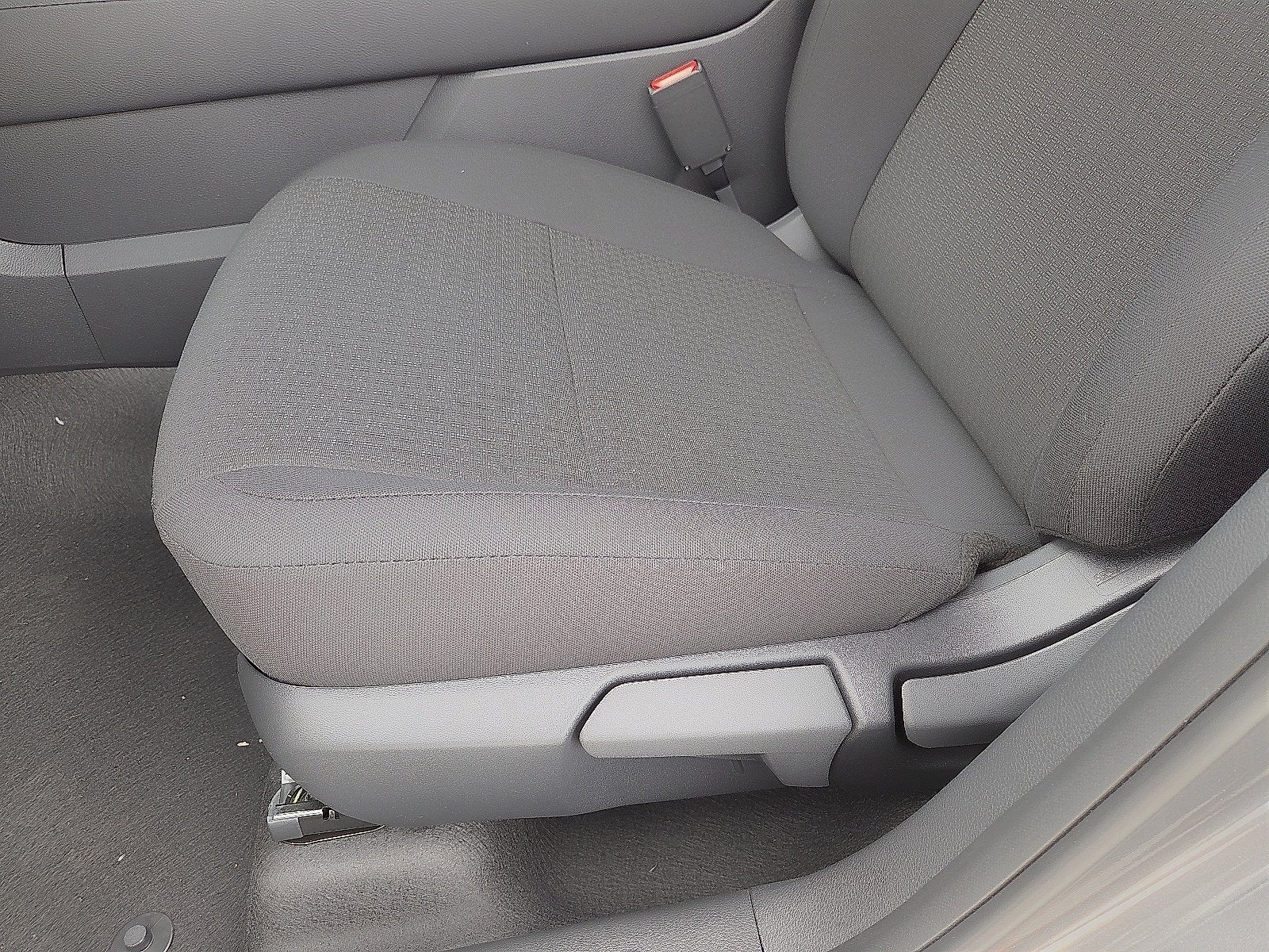 2027 Nissan Kicks S