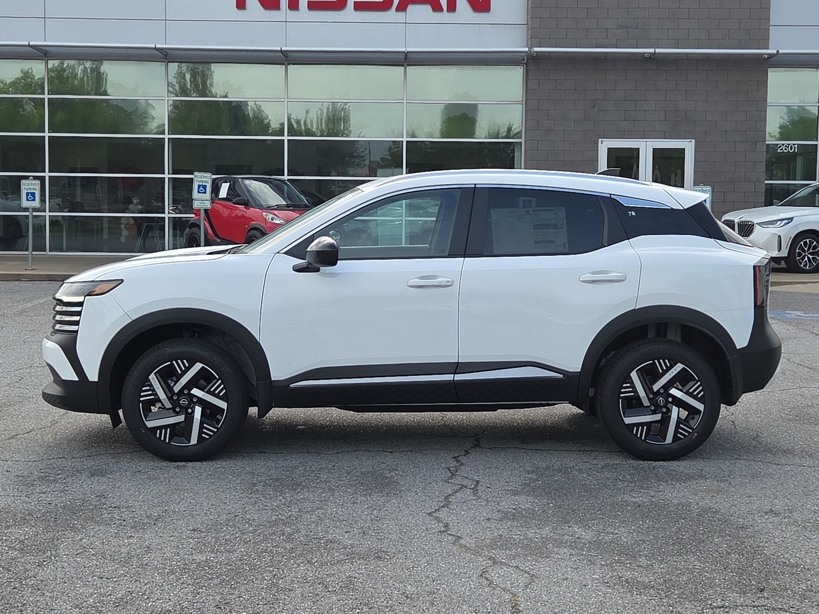 2026 Nissan Kicks SV