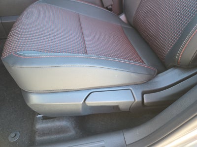 2027 Nissan Kicks SR