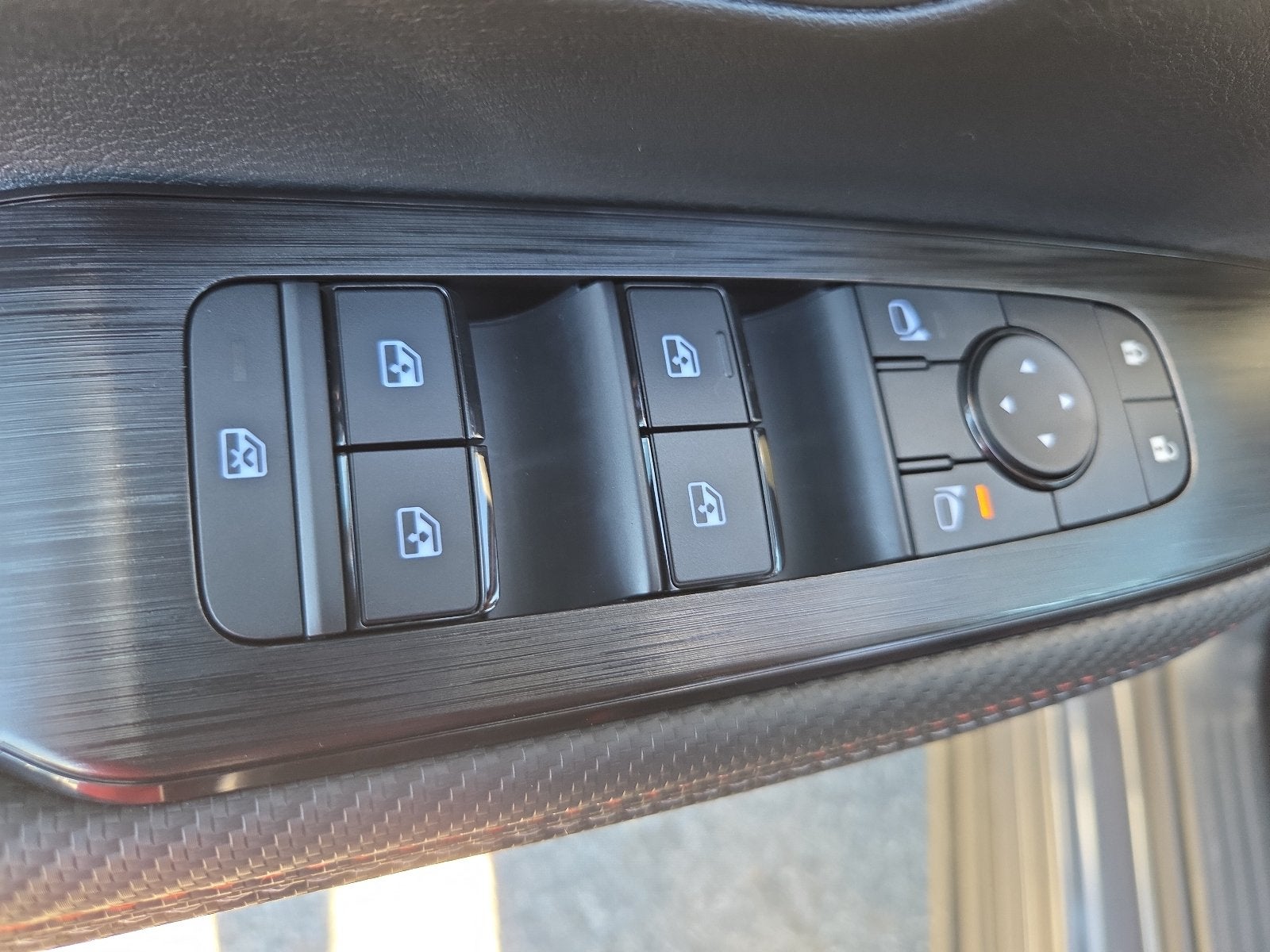 2027 Nissan Kicks SR