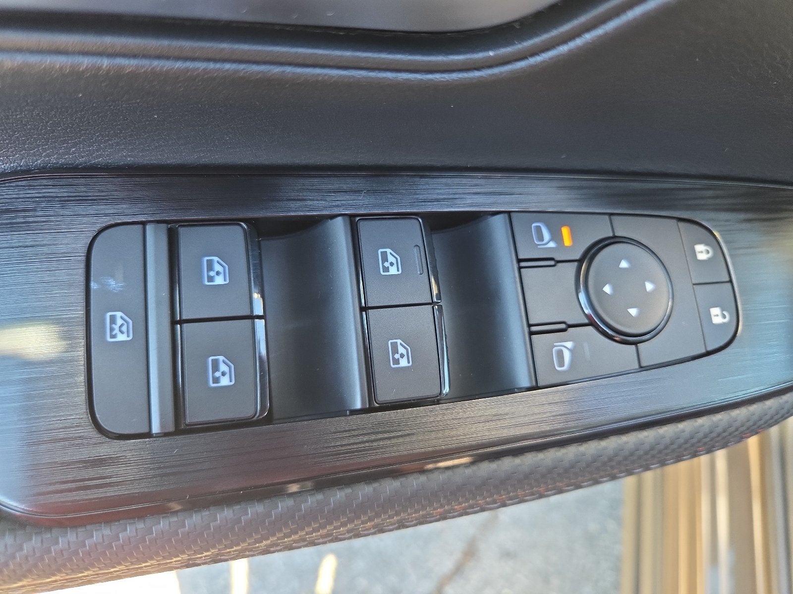 2027 Nissan Kicks SR