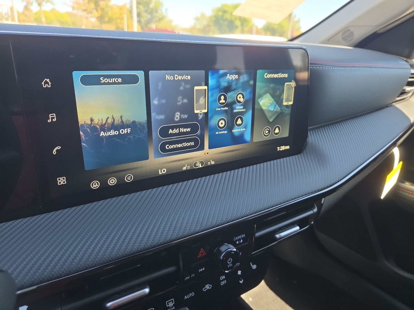 2027 Nissan Kicks SR