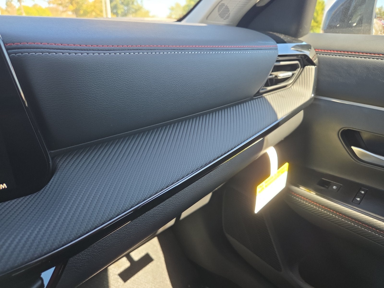 2027 Nissan Kicks SR