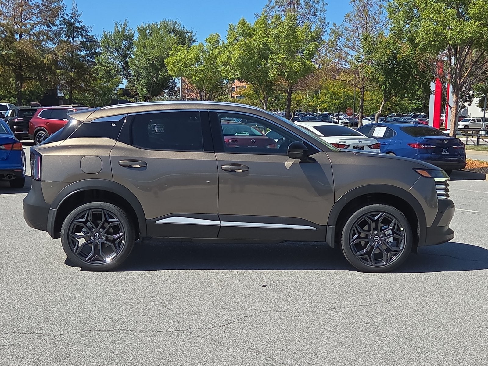 2027 Nissan Kicks SR