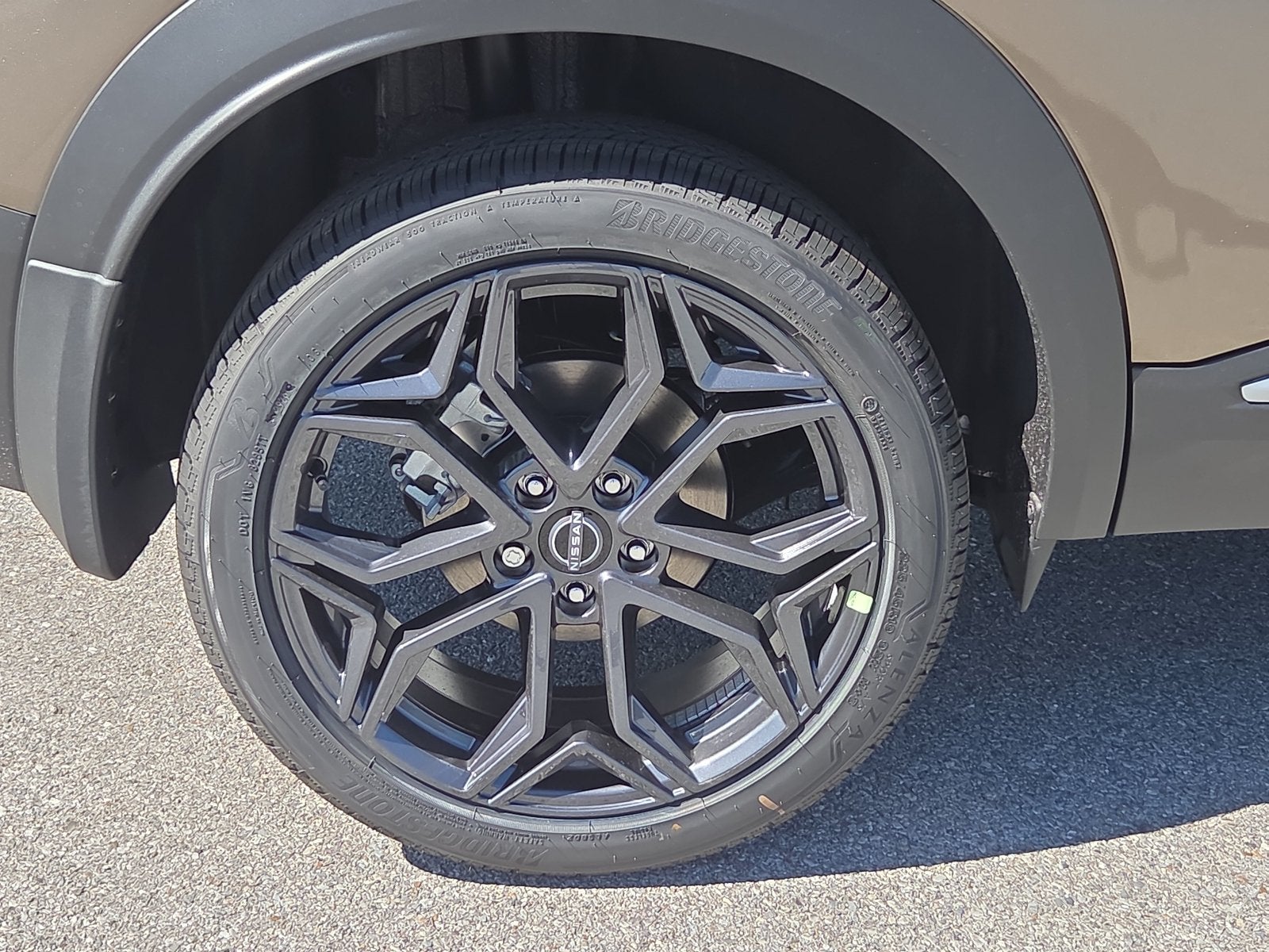 2027 Nissan Kicks SR