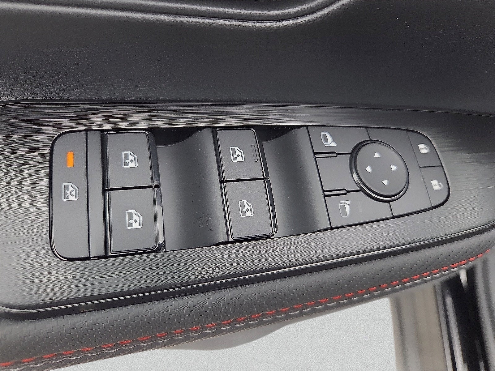 2027 Nissan Kicks SR