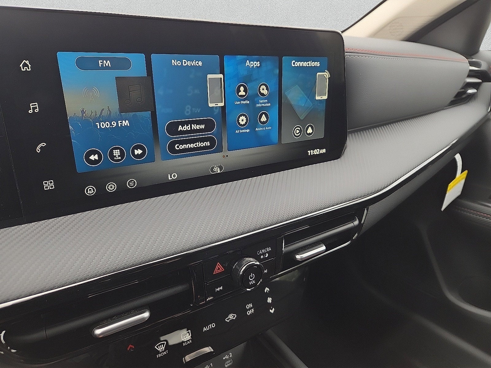 2027 Nissan Kicks SR