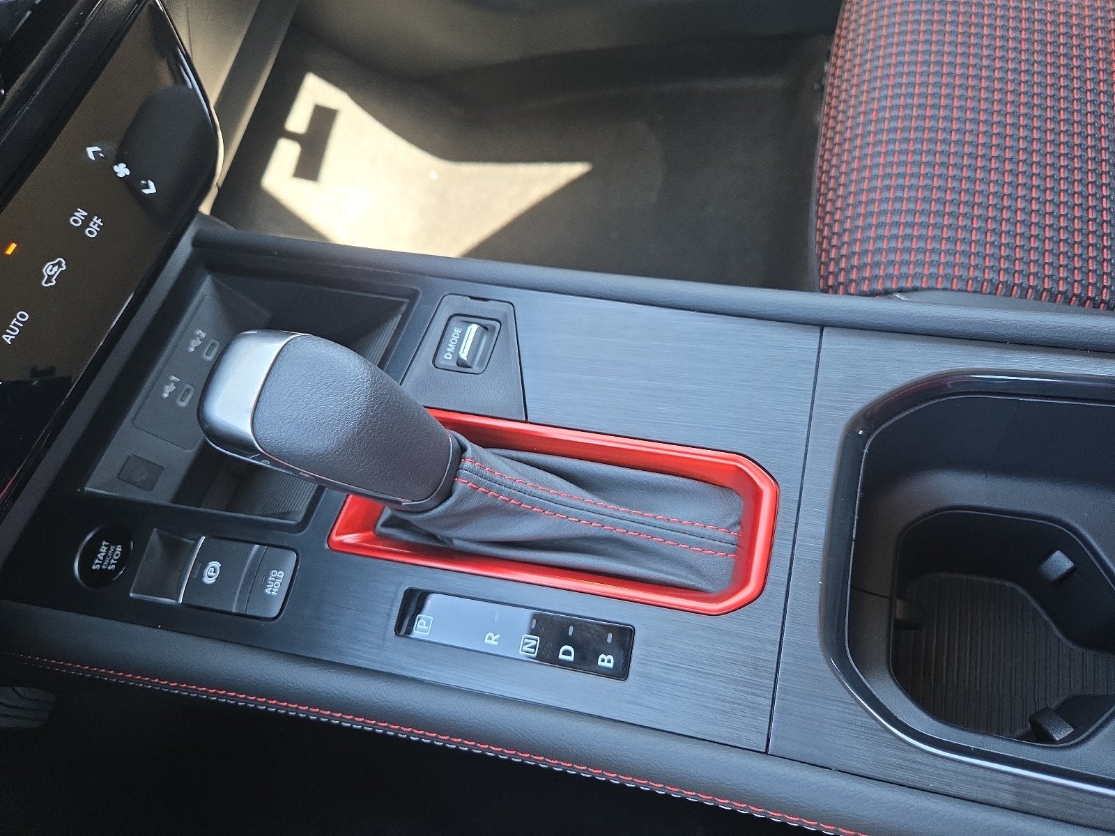 2027 Nissan Kicks SR