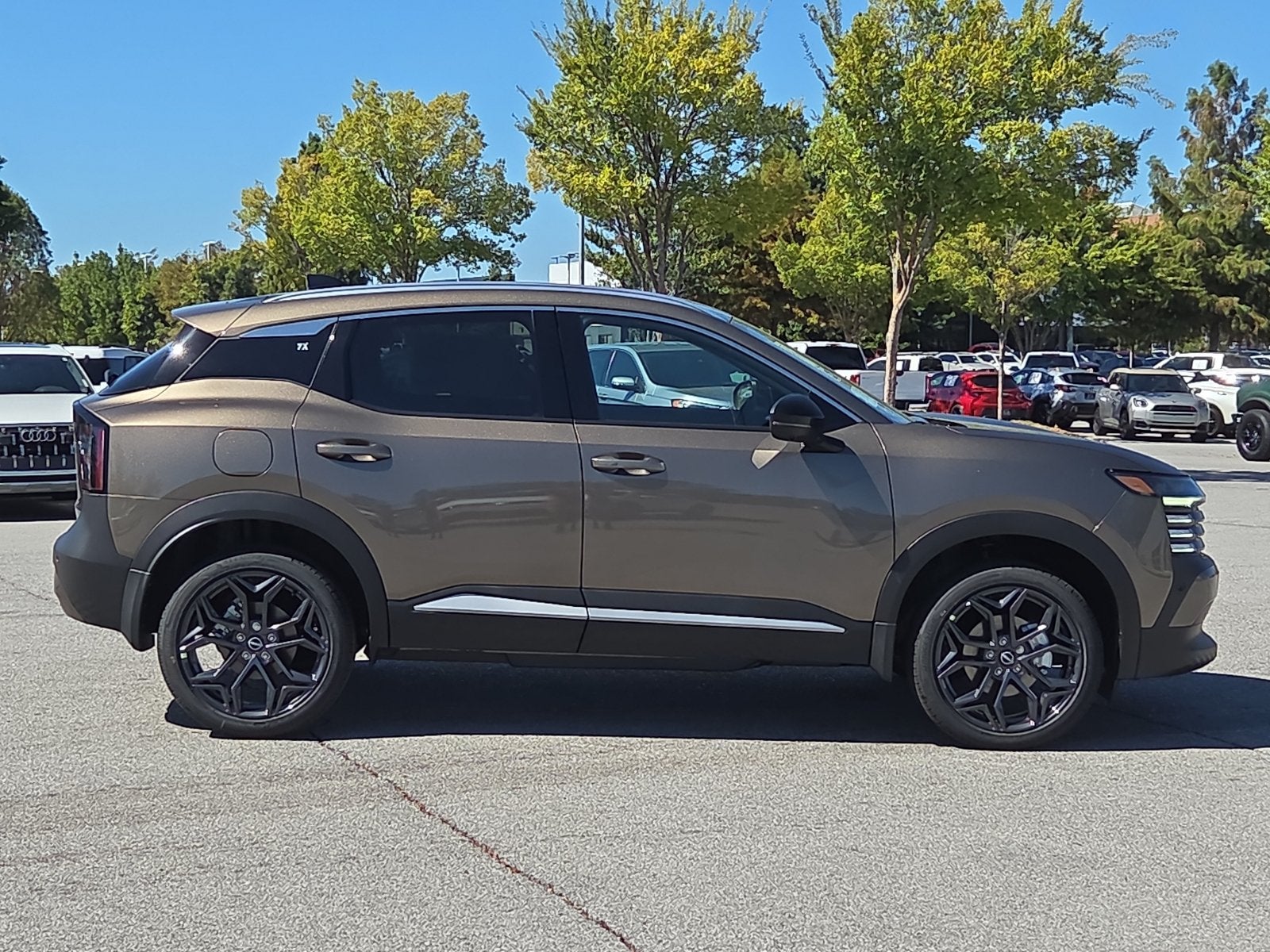 2027 Nissan Kicks SR