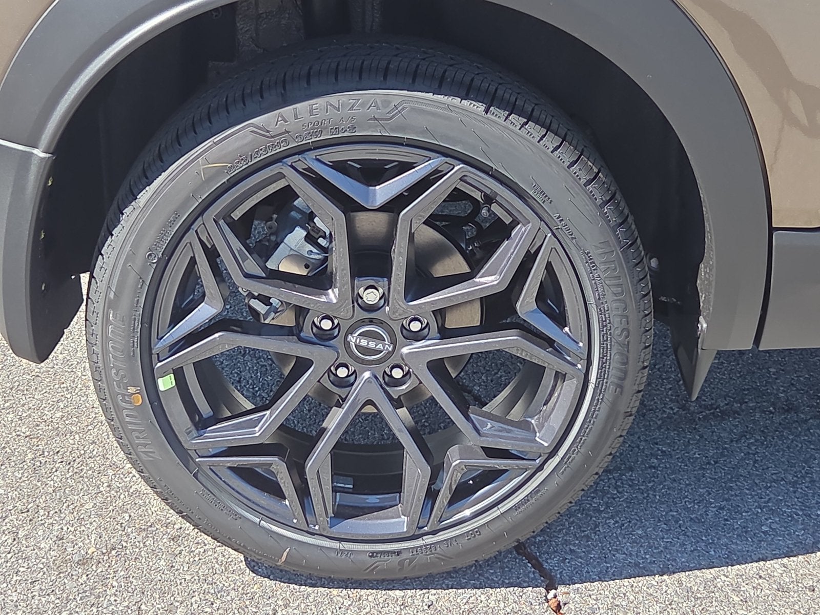 2027 Nissan Kicks SR