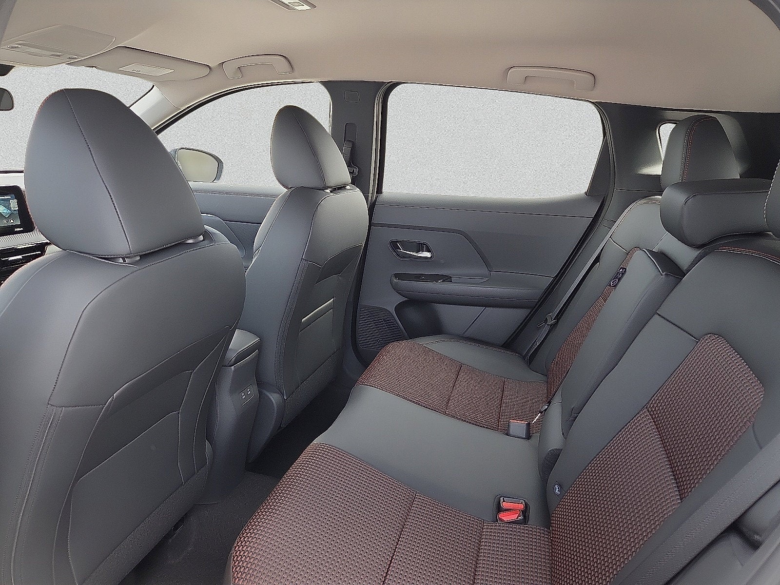 2027 Nissan Kicks SR