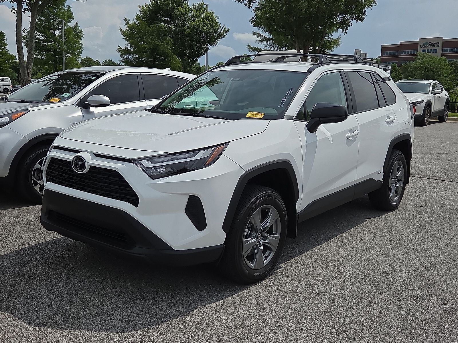 2025 Toyota RAV4 Hybrid LE